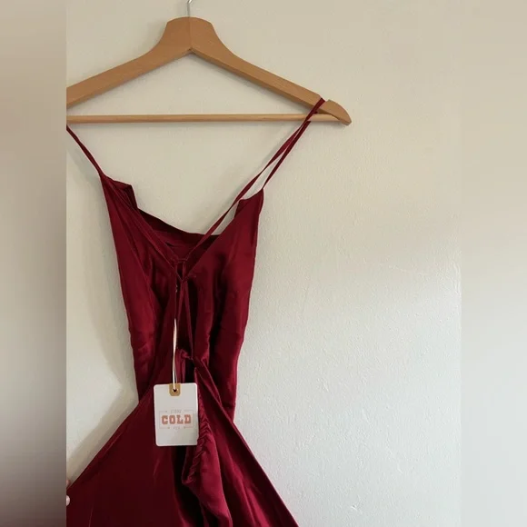 Stone cold fox red silk dress Size 1! - Picture 4 of 6